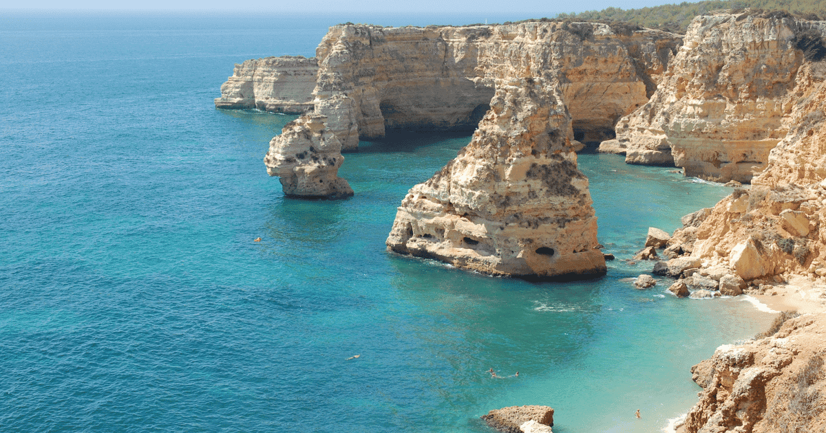 Minimum Mortgage Contributions for Foreigners in Portugal